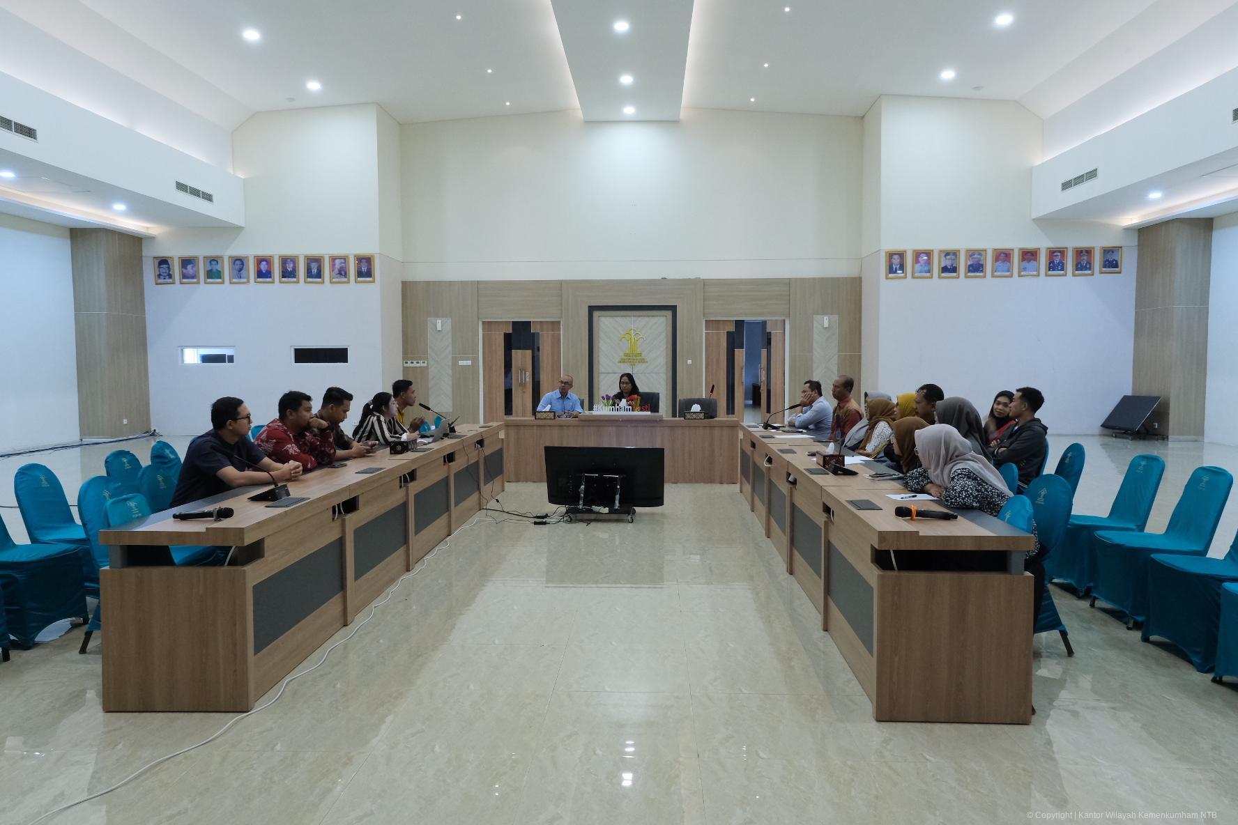 Tingkatkan Kualitas Pelayanan Publik, Kemenkum NTB Komitmen Bangun Zona Integritas menuju WBBM